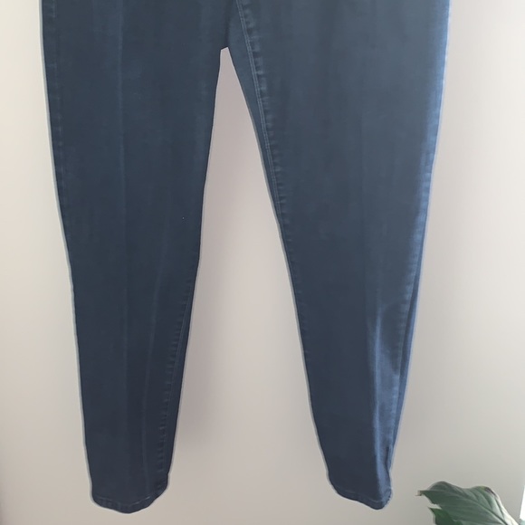 Comfortable stretch Jean Pant - Picture 3 of 7